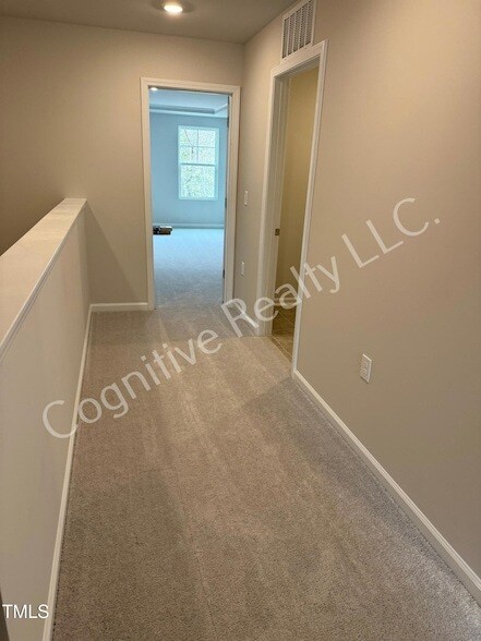 Building Photo - 1516 Foal Run Trl