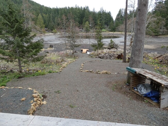 Building Photo - APPLICATION PENDING - **Charming Cabin**