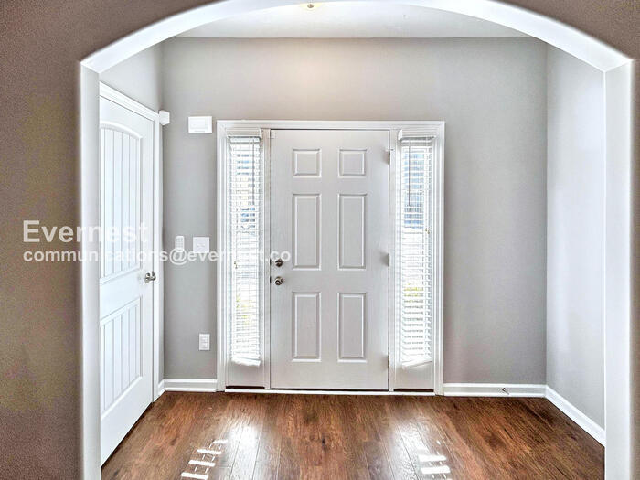 Building Photo - 5336 Dan Post Wy