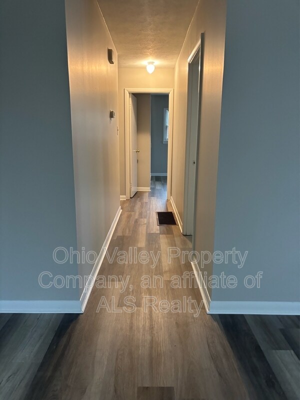 Building Photo - 2925 Rio Rita Ave