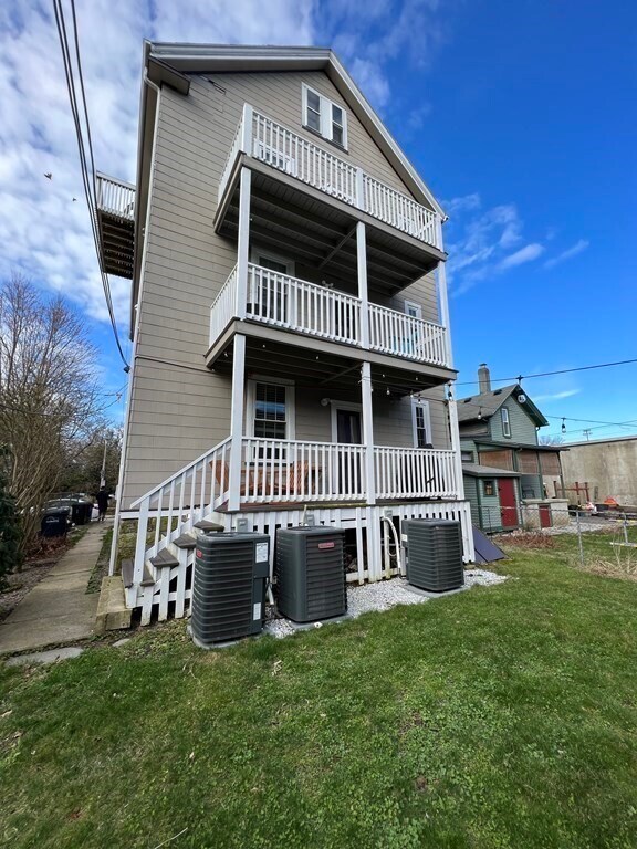 Building Photo - 20 Kenton Rd