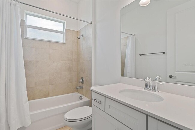 Building Photo - 17118 Jadestone Ct