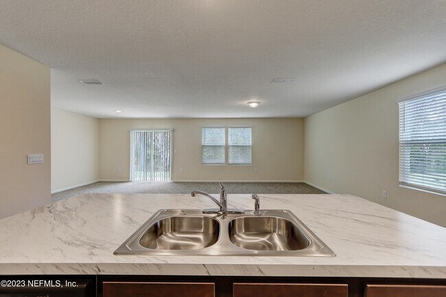 Building Photo - 3307 Lawton Pl