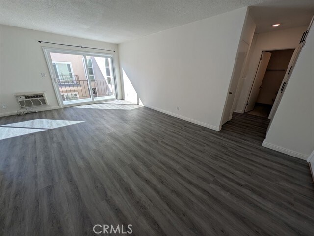 Building Photo - 336 N Berendo St