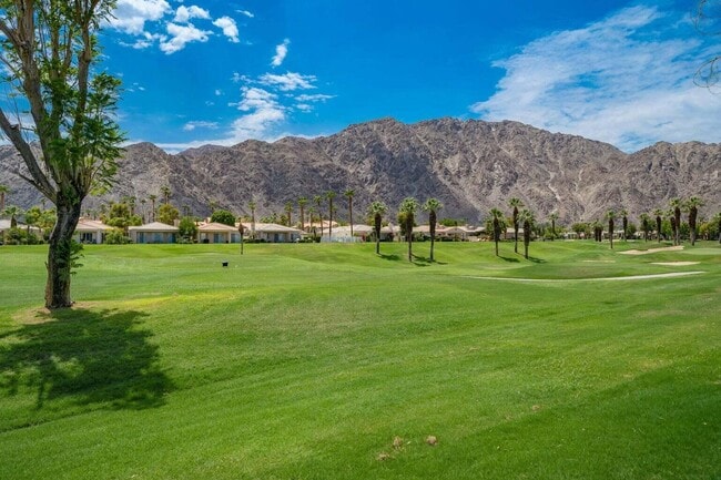 Building Photo - 54635 Shoal Creek