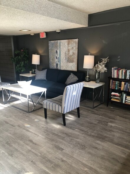 Lobby - 1115 Cordova St