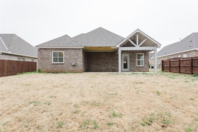 Building Photo - 1133 Benjamin Wy