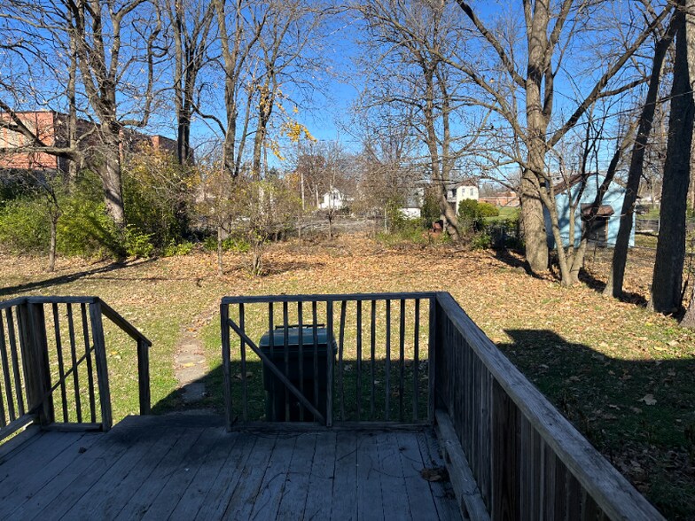 Building Photo - 816 W Liberty St