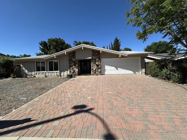 Primary Photo - 13188 Whistler Ave