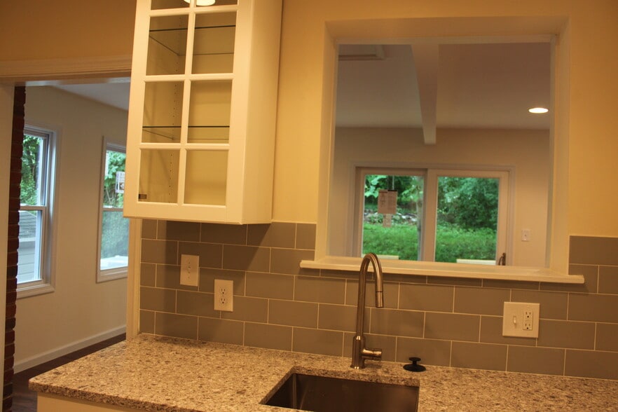 Building Photo - 7003 Murray Ct