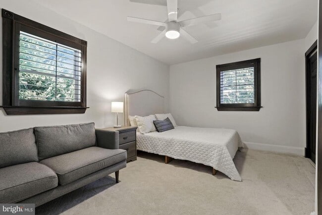 Building Photo - 2730 Oak Valley Dr