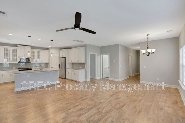 Building Photo - 1190 Triple Crown Ct