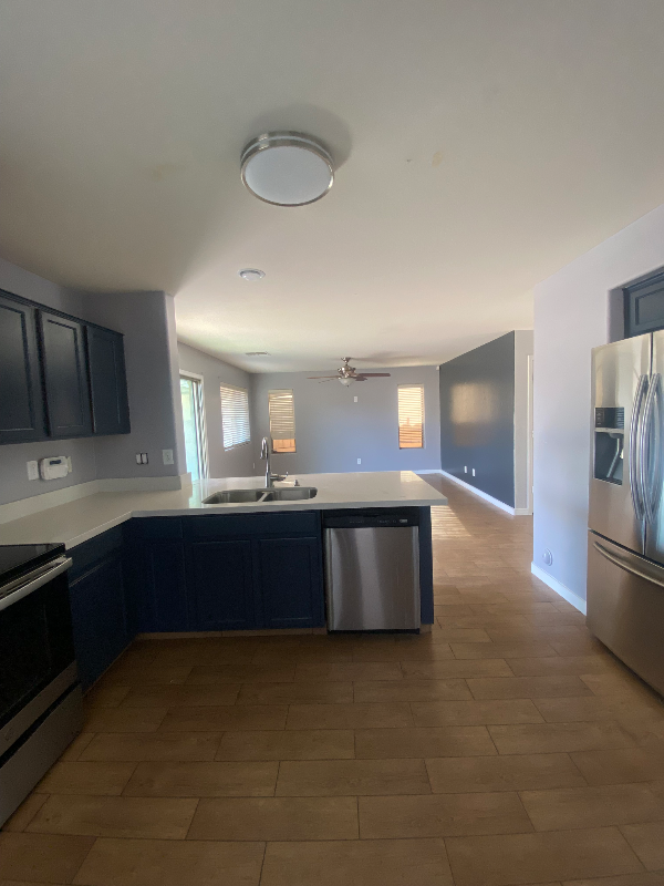 Building Photo - 40385 W Thornberry Ln
