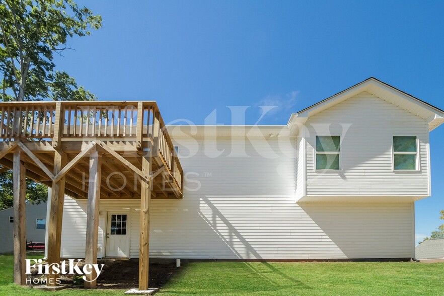 Building Photo - 108 Woodside Ct