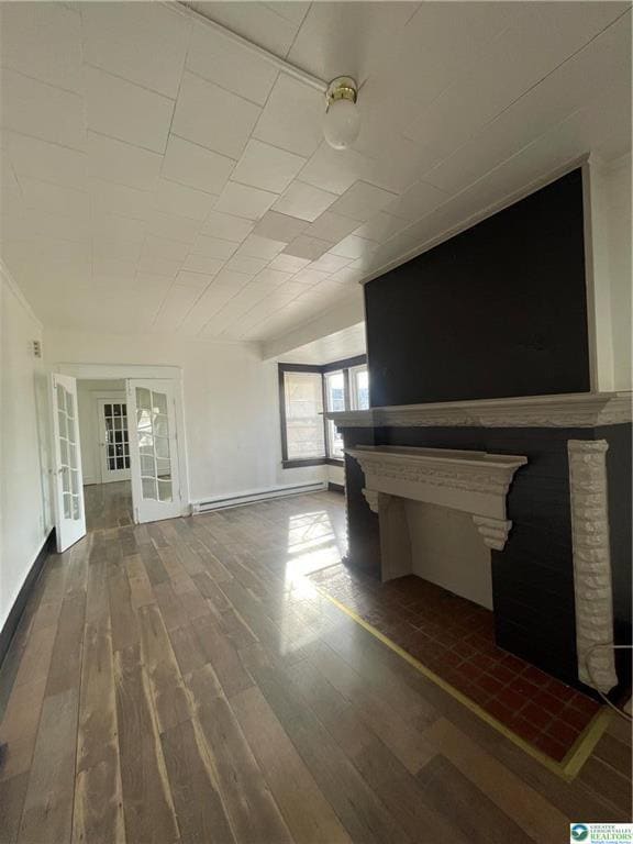 Building Photo - 918 W Green St