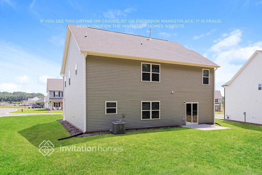 Building Photo - 102 Wilderness Ct