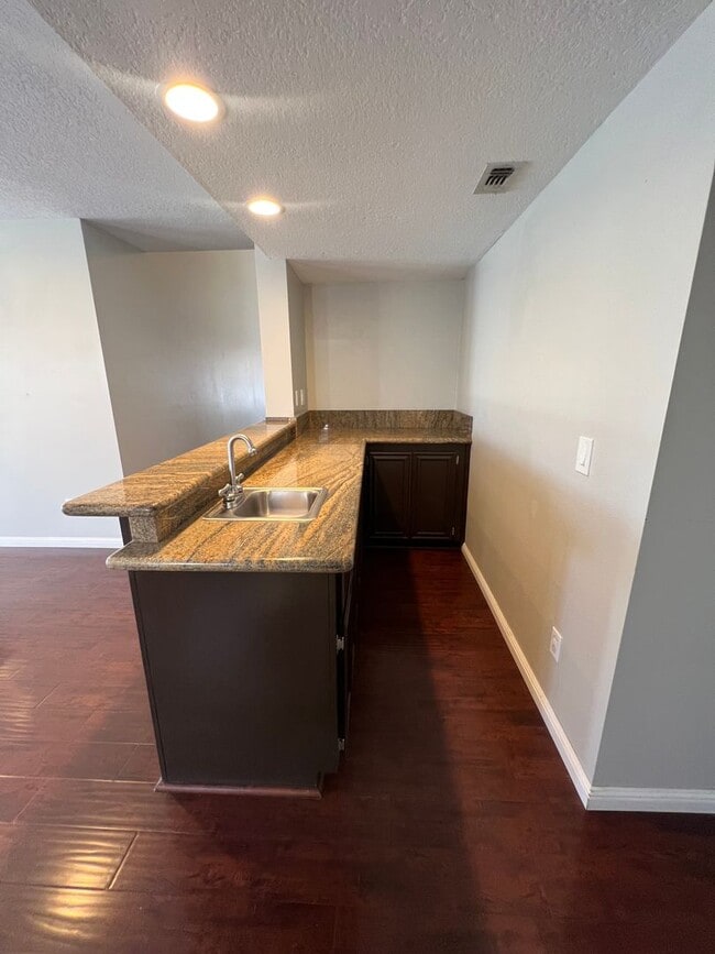 Building Photo - Spring Valley Lake Home