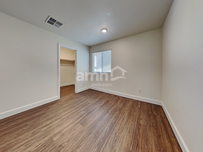 Building Photo - 6106 Theodore St