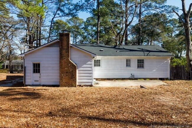 Building Photo - 1623 Van Buren Ave