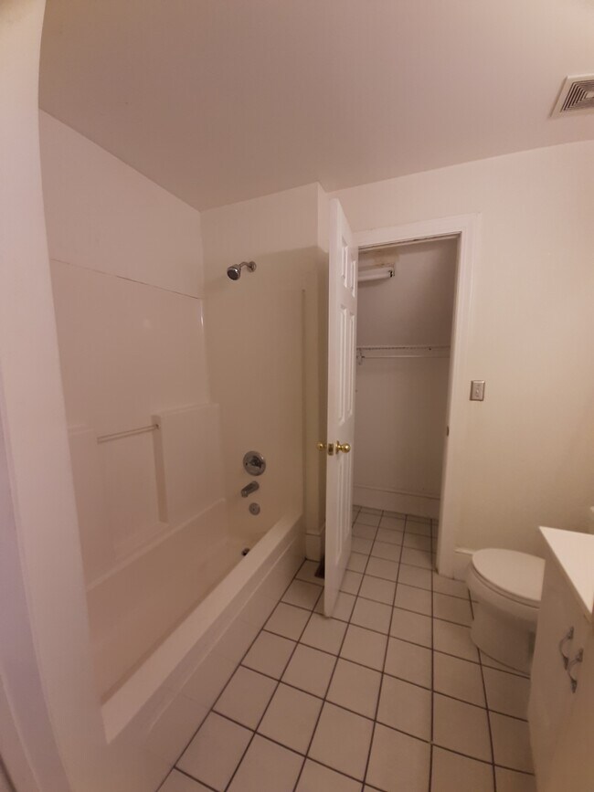 Mater bath / closet space - 1430 Queen City Ave