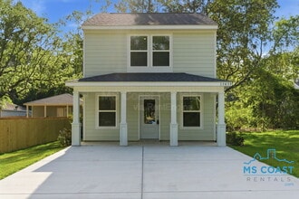 Building Photo - 13459 Gorman St