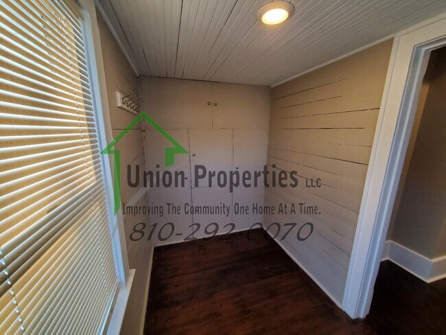 Building Photo - 1626 6th St