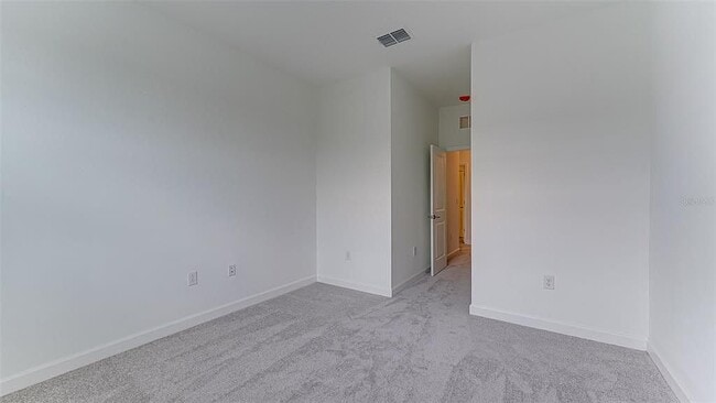 Building Photo - 15235 Sunny Day Dr