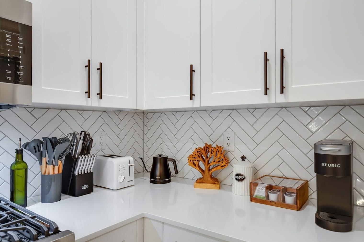 Building Photo - 8038 Mary Ave NW