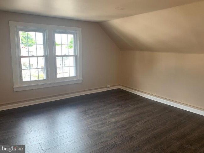 Building Photo - 3 bedroom in Adamstown PA 19501