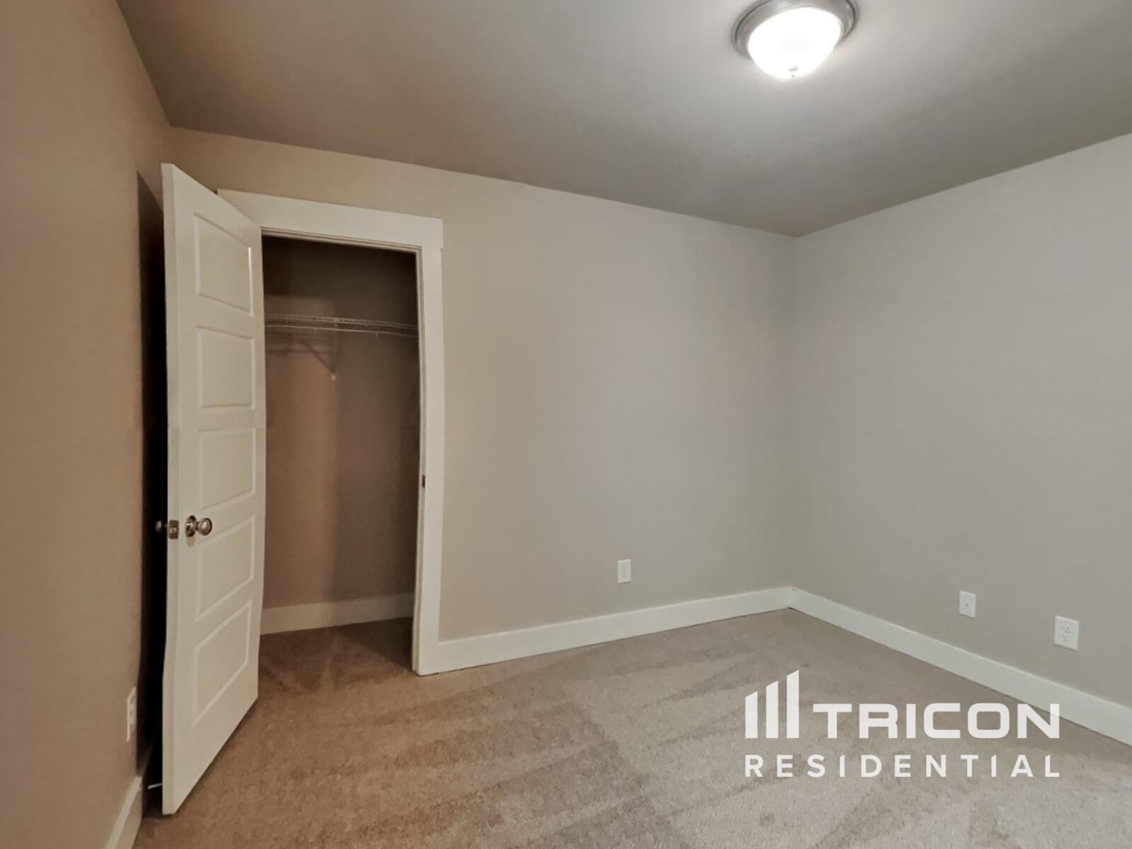 Building Photo - 777 Fireball Ct