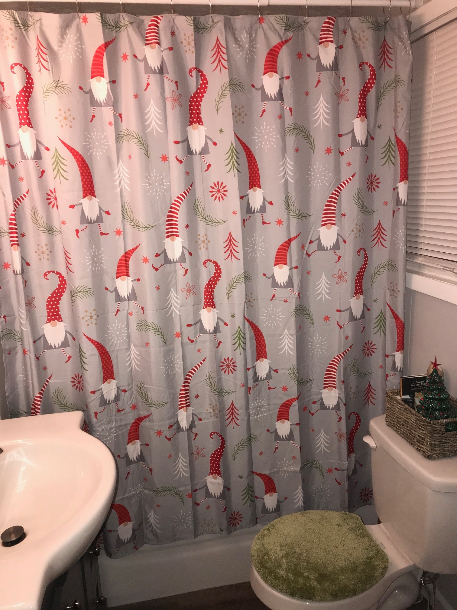 Full Bath - 502 E Mulberry St