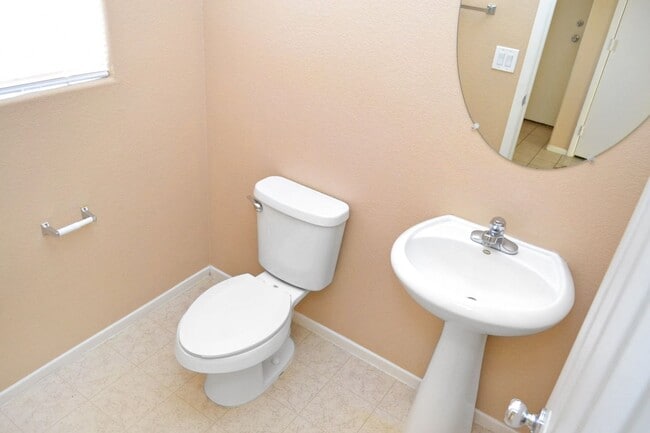 Building Photo - SOUTHWEST - 2 STORY HOME - 89178