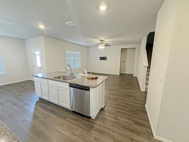 Building Photo - Welcome Home