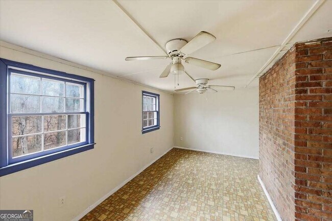 Building Photo - 8435 E Campbellton St