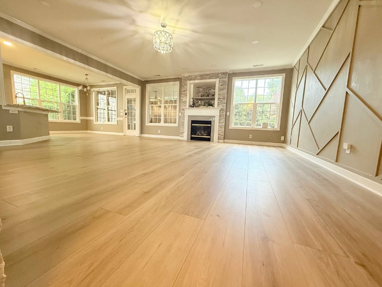 Building Photo - 2519 Harlington Ln