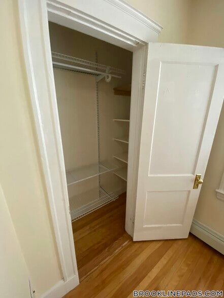 Building Photo - 69 Babcock St