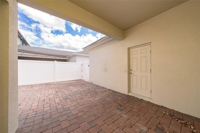 Building Photo - 12124 Sonnet Ave