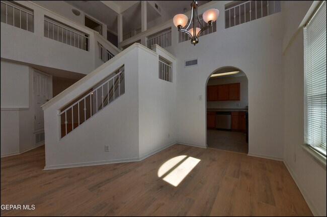 Building Photo - 253 Summerbrooke Ct