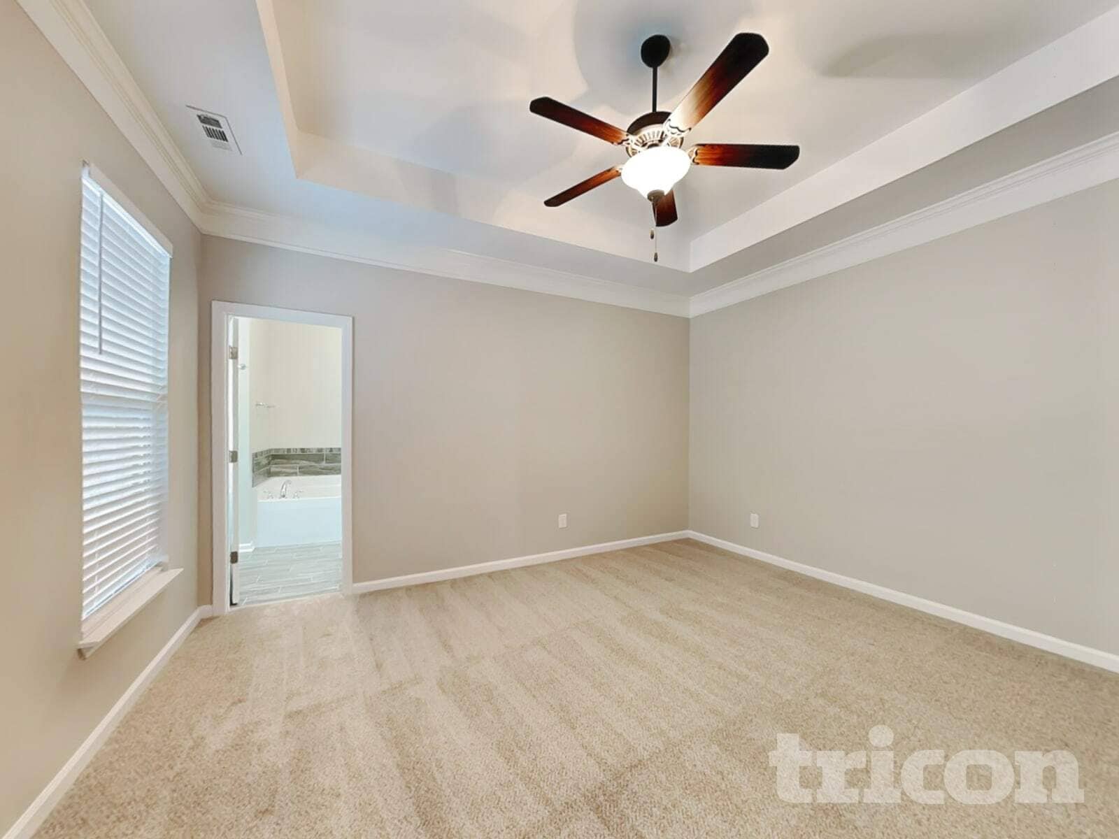 Building Photo - 1050 Paddock Park Cir