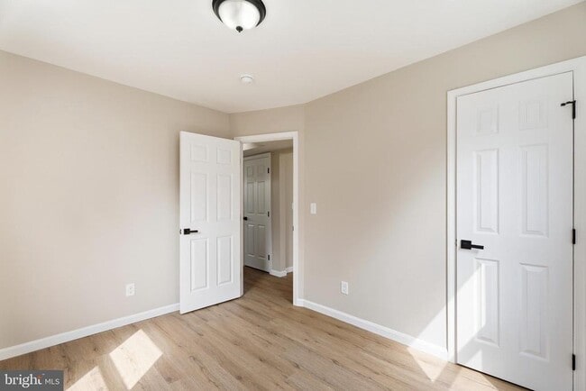 Building Photo - 706 Sue Grove Rd