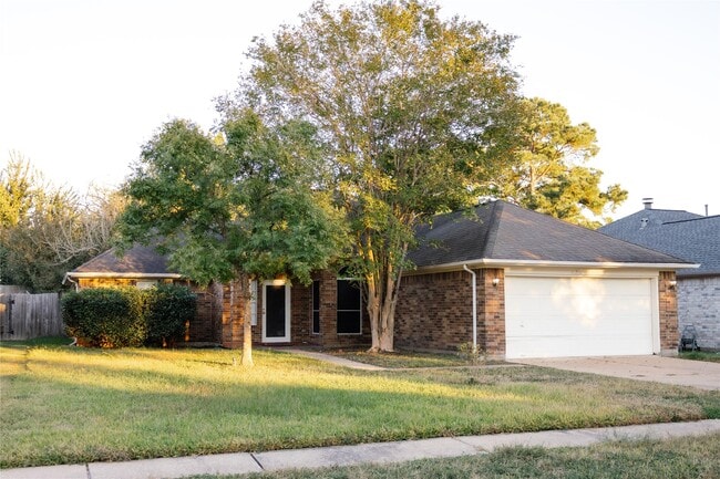 Building Photo - 11210 Fall Breeze Dr