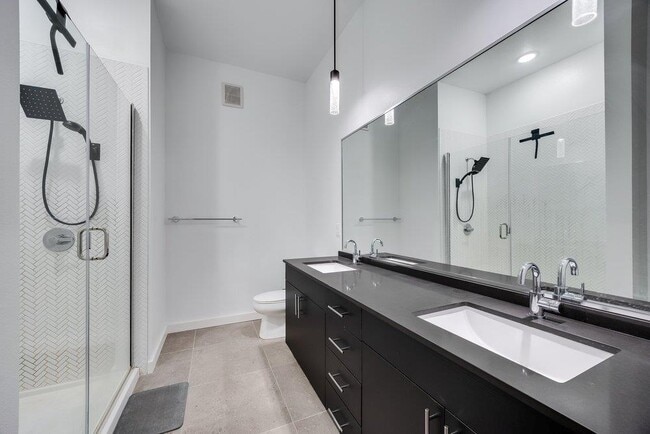 Building Photo - 4801 Springdale Rd