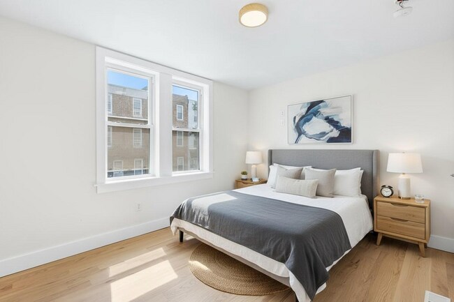 Building Photo - 2441 E Firth St