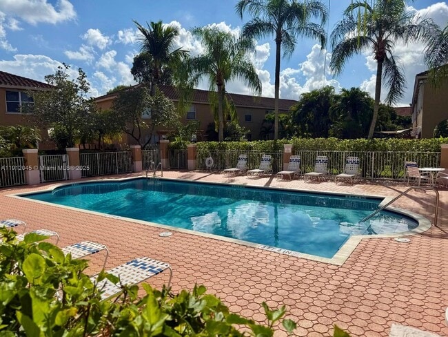 Building Photo - 922 NW 134th Ave