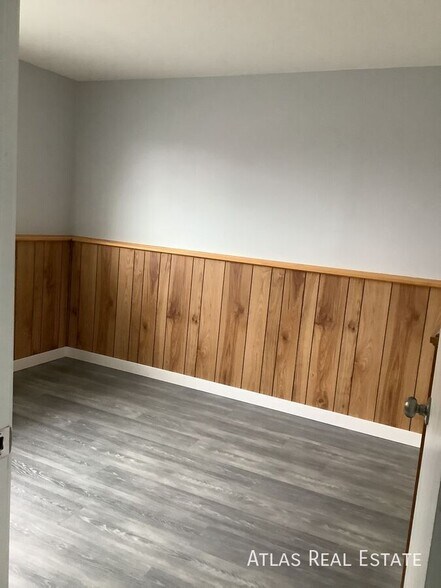 Building Photo - 1417 S Biscay Way