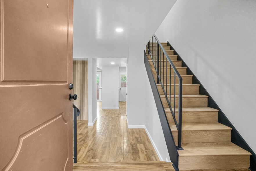 Building Photo - 3974 Tarrytown Ln