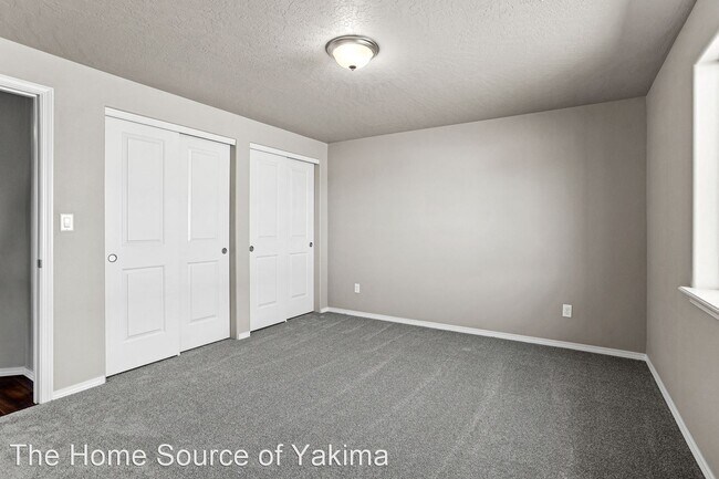 Building Photo - 3 br, 2 bath House - 6107 Whatcom Ave