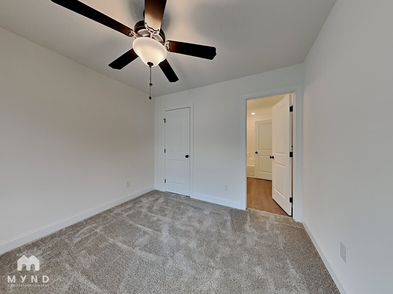 Building Photo - 2620 Poplar Cv Dr NW