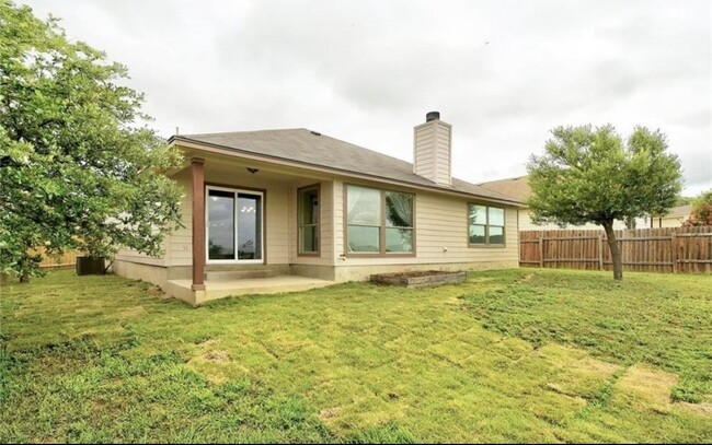 Building Photo - 113 Cailin Ct