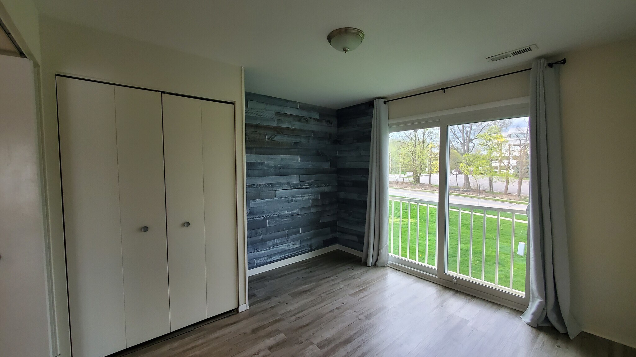 Bedroom two - 1675 Cedarwood Dr